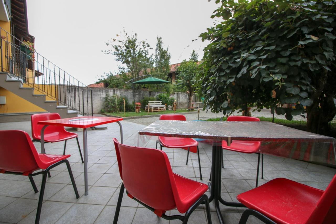 Bed and Breakfast Spighe Paglia E Girasole Candia Canavese Exterior foto