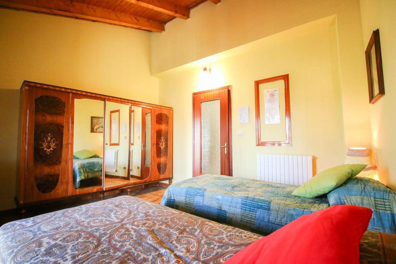 Bed and Breakfast Spighe Paglia E Girasole Candia Canavese Exterior foto